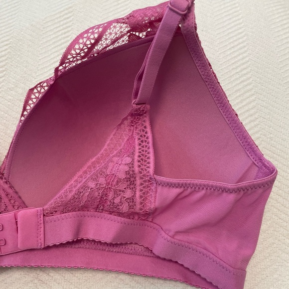 Knix Lace Deep V Bralette in Pink Size XL - Picture 3 of 5